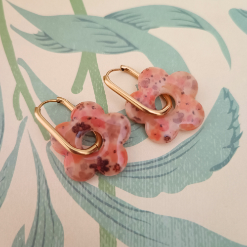 sister box boucles d'oreilles pampilles charm interchangeable fleur coeur citrouille automne resine fimo argile polymère noir orange bordeaux or vert d'eau leopard bleu sable beige etoile creoles bijoux blossom