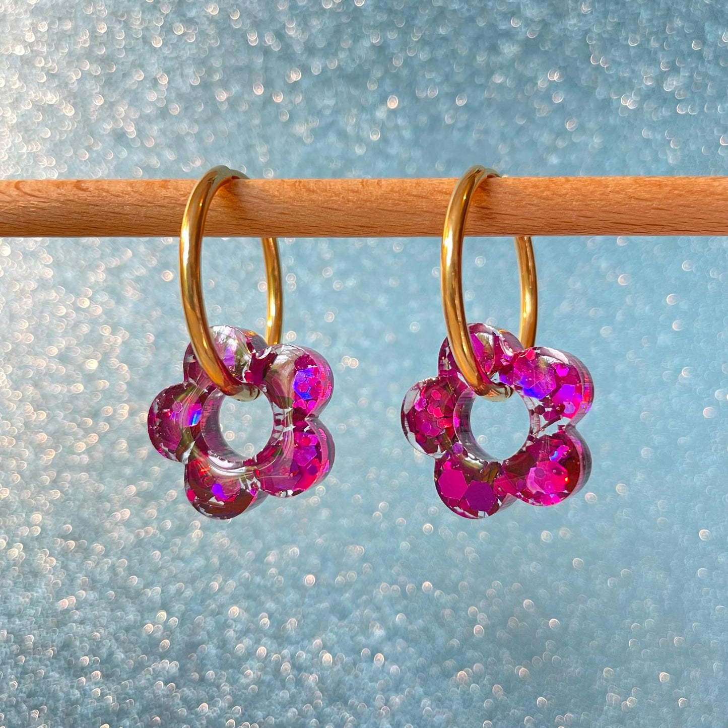 CREOLES + CHARM FLEUR VIOLET