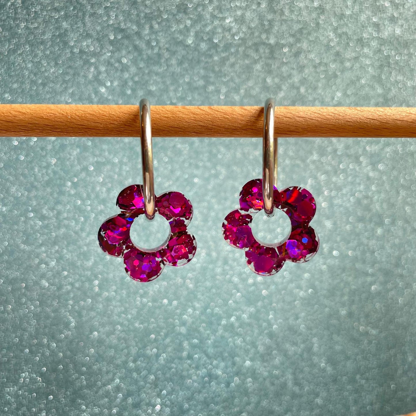 CREOLES + CHARM FLEUR VIOLET