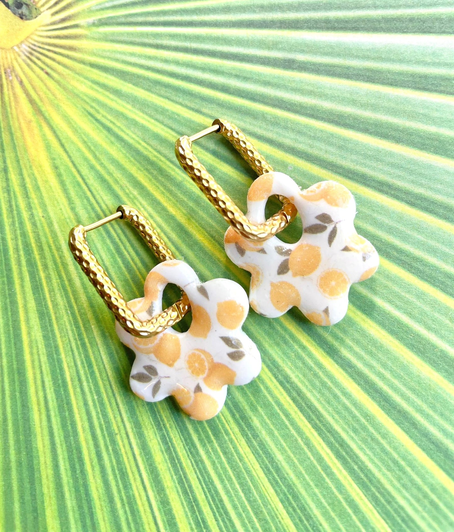 sister box aout bijoux boucles d'oreilles creoles or dorees rondes acier inoxydable fleur resine charm paillettes fines bleu clair foncé rose rouge or argenté noir fushia violet blanc vert citron fimo argile polymère carré rectangle