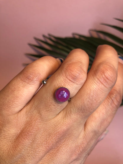 bague en résine avec fleur