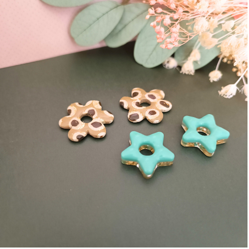 sister box boucles d'oreilles pampilles charm interchangeable fleur coeur citrouille automne resine fimo argile polymère noir orange bordeaux or vert d'eau leopard bleu sable beige etoile creoles bijoux blossom 