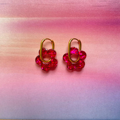 bijoux boucles d'oreilles créoles acier inoxydable ronde ovales rectangle doré argenté charm pampille fleur resine paillettes bleu brillant violet multicolore pastel vert jaune noir blanc nacré rose turquoise fuchsia orange sirène rouge néon BLOSSOM