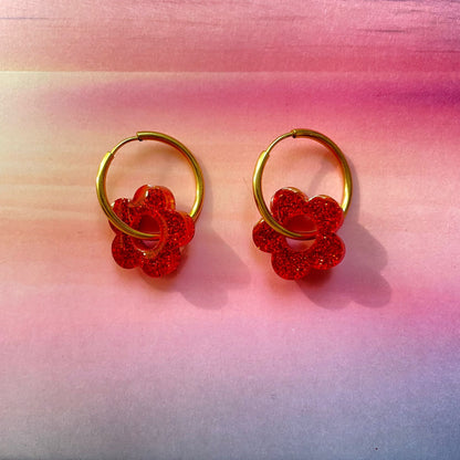 bijoux boucles d'oreilles créoles acier inoxydable ronde ovales rectangle doré argenté charm pampille fleur resine paillettes bleu brillant violet multicolore pastel vert jaune noir blanc nacré rose turquoise fuchsia orange sirène rouge néon BLOSSOM