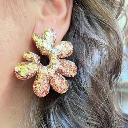 boucles d'oreilles grosse fleur paillettes champagne cuivré clou acier inoxydable blossom