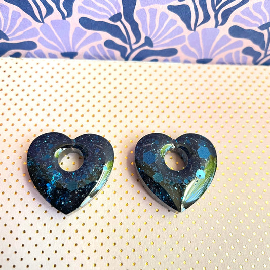 bijoux boucles doreilles creole charm pampille paillettes resine acier inoxydable blossom creatrice francaise coeur bleu