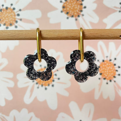 bijoux boucles d'oreilles créoles acier inoxydable ronde ovales rectangle doré argenté charm pampille fleur resine paillettes bleu brillant violet multicolore pastel vert jaune noir blanc nacré rose turquoise fuchsia orange sirène rouge néon BLOSSOM