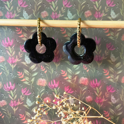 bijoux boucles d'oreilles créoles pampilles fleur noir kaki art deco doré or argile polymère fimo résine UV blossom sister box