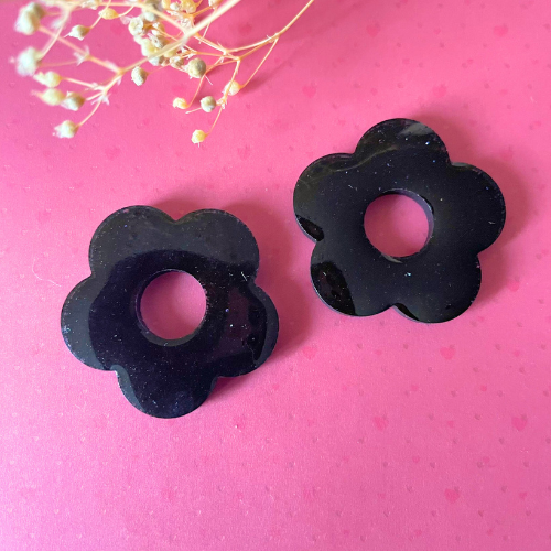 bijoux boucles d'oreilles créoles pampilles fleur noir kaki art deco doré or argile polymère fimo résine UV blossom sister box