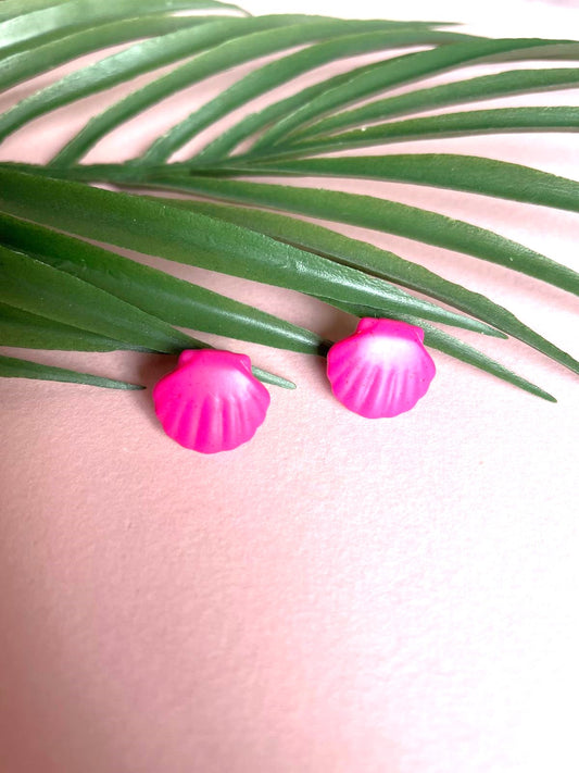 rose, bleu, turquoise, or,  argent, orange, rouge, violet, noir, blanc, fushia,  fleurs séchées, puce, clou, boucles d'oreilles, paillettes, rond, carré, coeur, coquillage, étoile de mer, fait main, résine, acier inoxydable, créateur, français