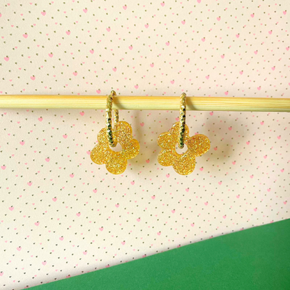 bijoux boucles d'oreilles créoles pampilles charm fleur feuille donut bronze paillettes terrazo beige vieux rose or doré argile polymère fimo résine UV blossom sister box