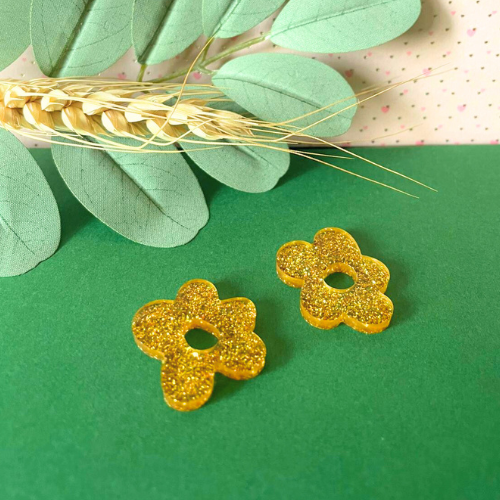 bijoux boucles d'oreilles créoles pampilles charm fleur feuille donut bronze paillettes terrazo beige vieux rose or doré argile polymère fimo résine UV blossom sister box