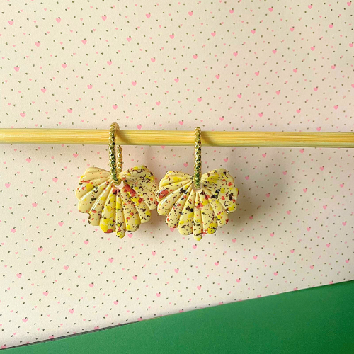 bijoux boucles d'oreilles créoles pampilles charm fleur feuille donut bronze paillettes terrazo beige vieux rose or doré argile polymère fimo résine UV blossom sister box